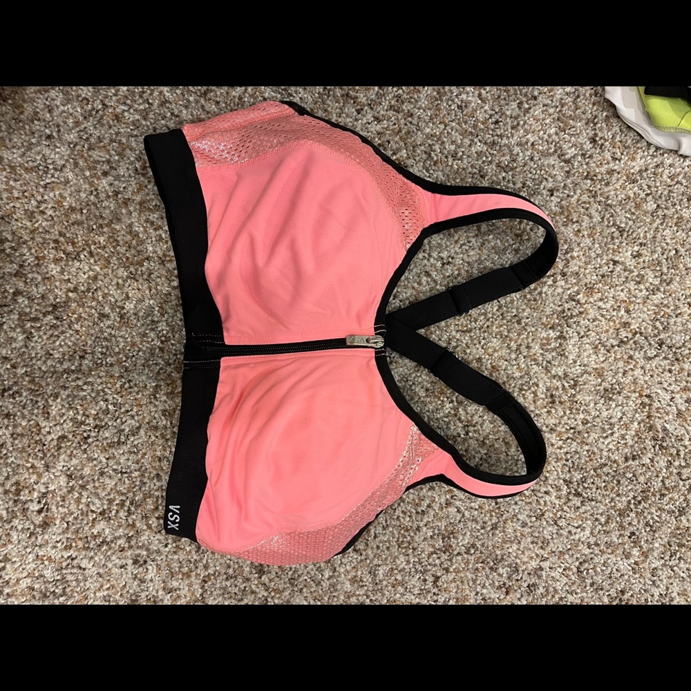 Victoria Secret sports bra
